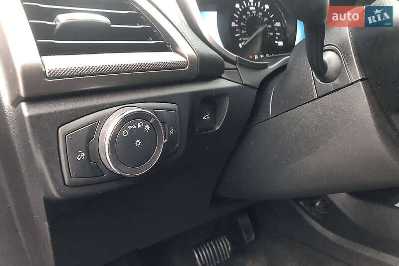 Седан Ford Fusion 2019 в Киеве фото 18 Седан Ford Fusion 2019 в Киеве