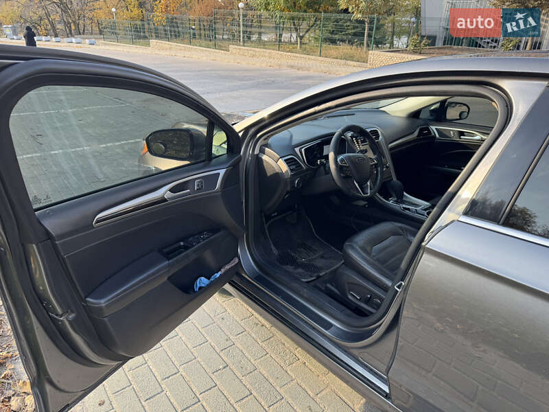 Седан Ford Fusion 2013 в Запорожье