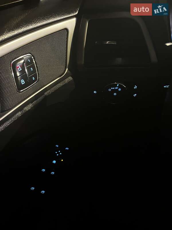 Седан Ford Fusion 2014 в Миколаєві