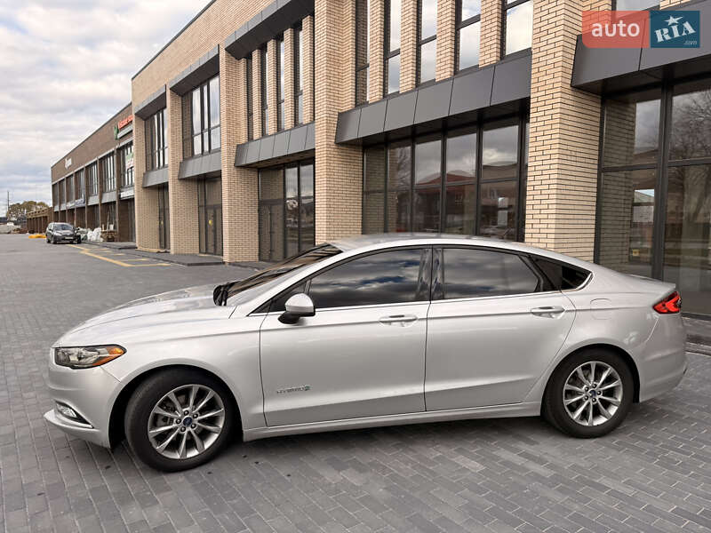 Седан Ford Fusion 2018 в Виннице