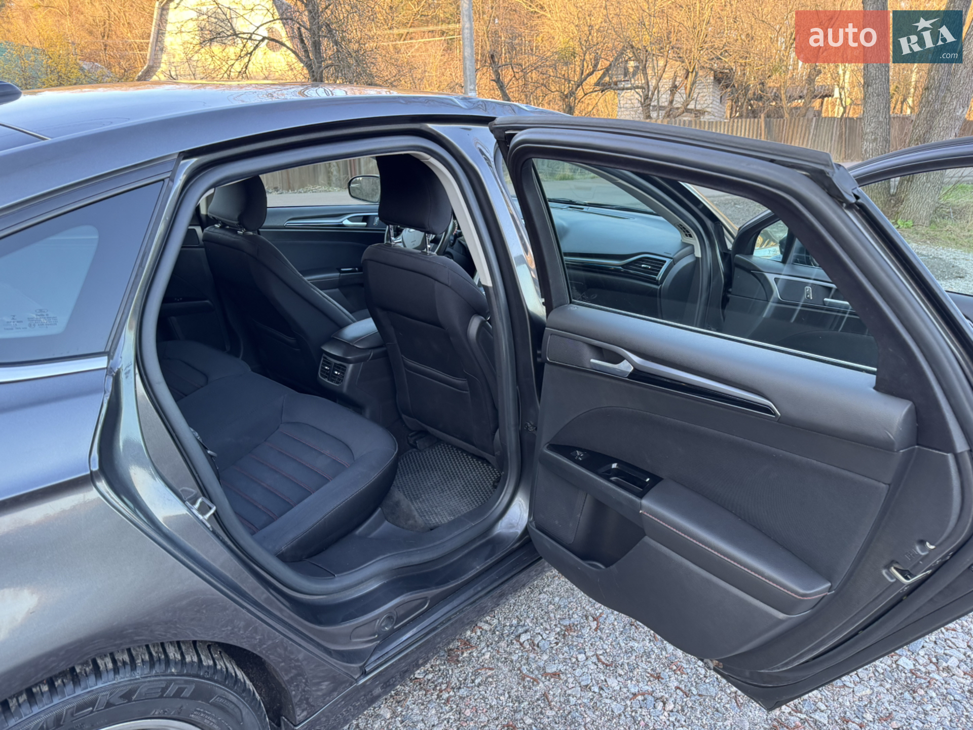 2015 Ford Fusion - мініатюра 31