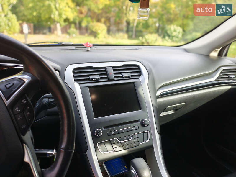 Седан Ford Fusion 2015 в Харькове фото 3 Седан Ford Fusion 2015 в Харькове