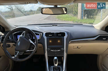 Седан Ford Fusion 2012 в Арцизе