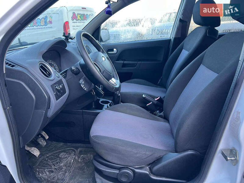 Хетчбек Ford Fusion 2011 в Львові