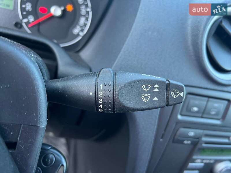 Хетчбек Ford Fusion 2011 в Львові