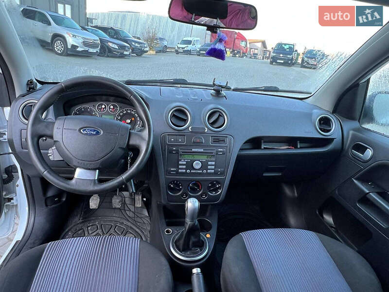 Хетчбек Ford Fusion 2011 в Львові