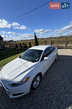 Седан Ford Fusion 2016 в Івано-Франківську