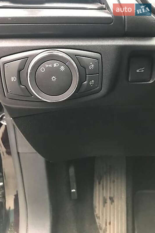 Седан Ford Fusion 2018 в Киеве фото 14 Седан Ford Fusion 2018 в Киеве