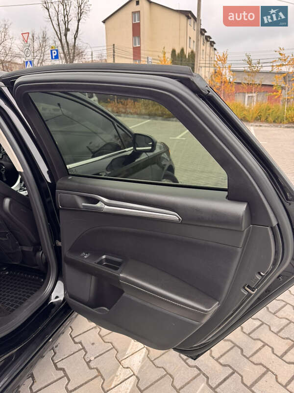 Седан Ford Fusion 2016 в Хмельницком