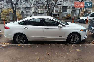 Седан Ford Fusion 2016 в Києві