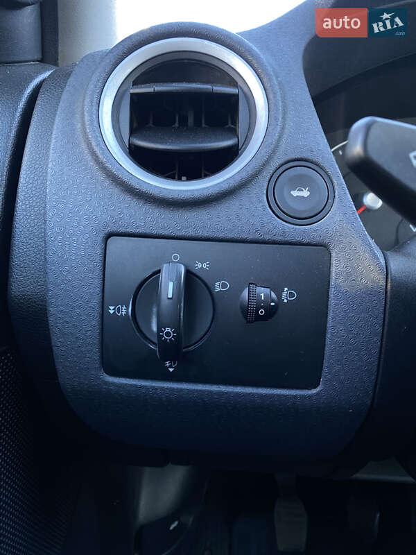 Хетчбек Ford Fusion 2009 в Луцьку