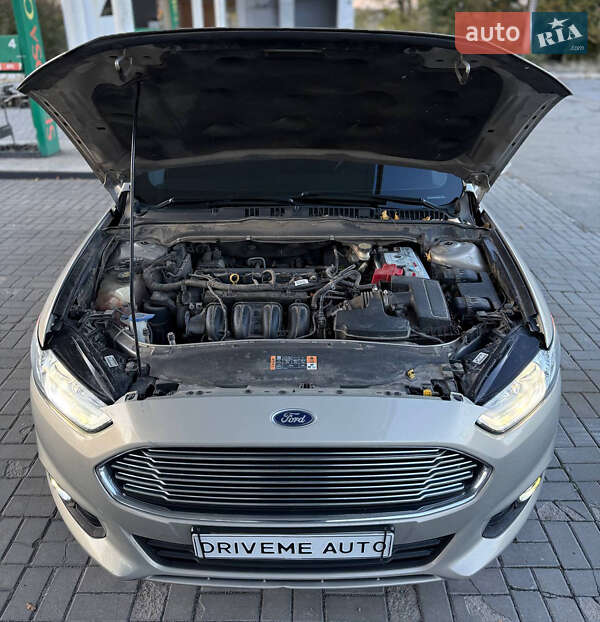 Седан Ford Fusion 2014 в Дніпрі