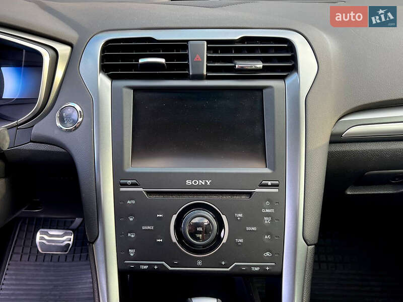 Седан Ford Fusion 2014 в Одесі