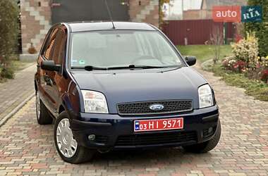 Хетчбек Ford Fusion 2005 в Володимирці