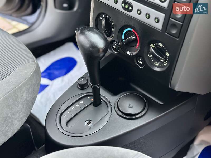 Хетчбек Ford Fusion 2005 в Володимирці