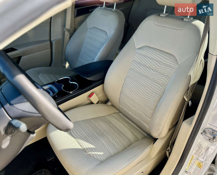 Седан Ford Fusion 2015 в Києві фото 20 Седан Ford Fusion 2015 в Києві