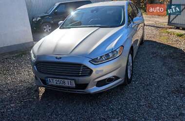Седан Ford Fusion 2013 в Косове