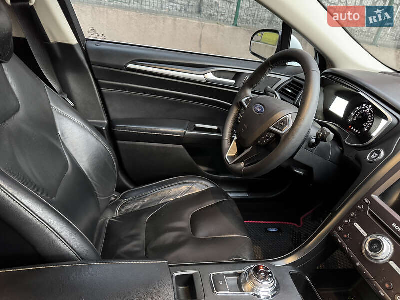 Седан Ford Fusion 2016 в Киеве фото 11 Седан Ford Fusion 2016 в Киеве