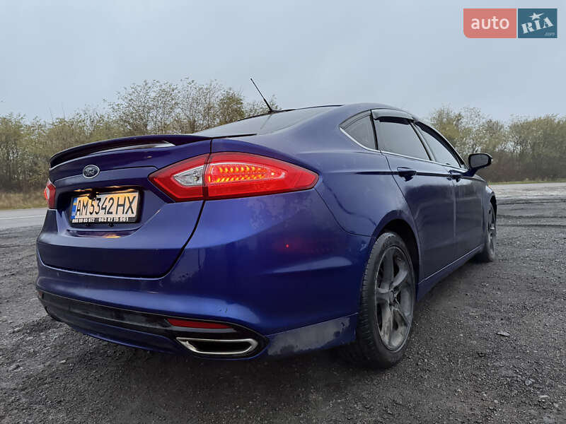 Седан Ford Fusion 2013 в Житомире