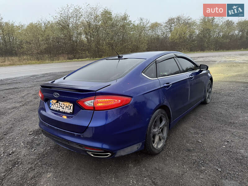 Седан Ford Fusion 2013 в Житомире