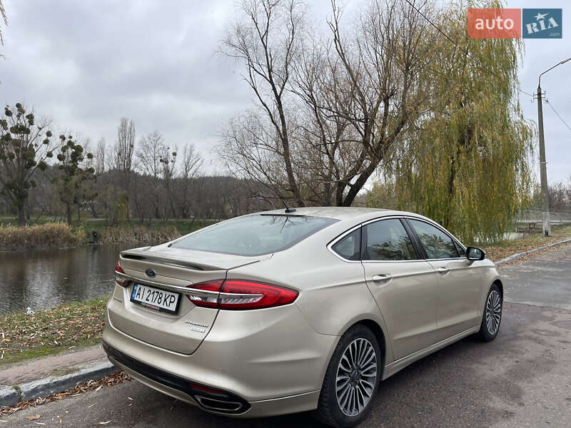 Седан Ford Fusion 2016 в Обухові