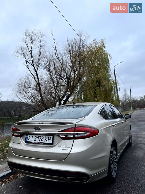 Седан Ford Fusion 2016 в Обухові