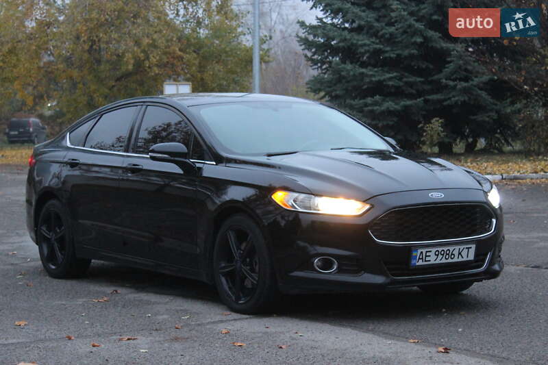 Седан Ford Fusion 2016 в Дніпрі