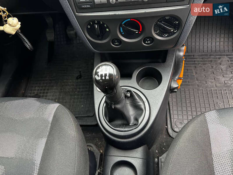 Хэтчбек Ford Fusion 2010 в Днепре фото 14 Хэтчбек Ford Fusion 2010 в Днепре