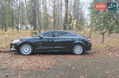 Седан Ford Fusion 2013 в Стрые