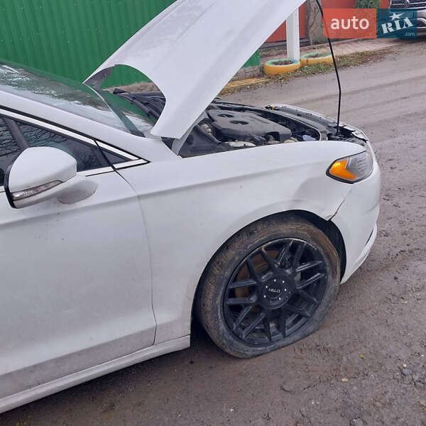 Седан Ford Fusion 2016 в Хмельницькому фото 5 Седан Ford Fusion 2016 в Хмельницькому