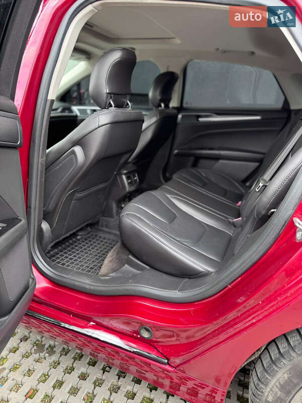 Седан Ford Fusion 2014 в Івано-Франківську