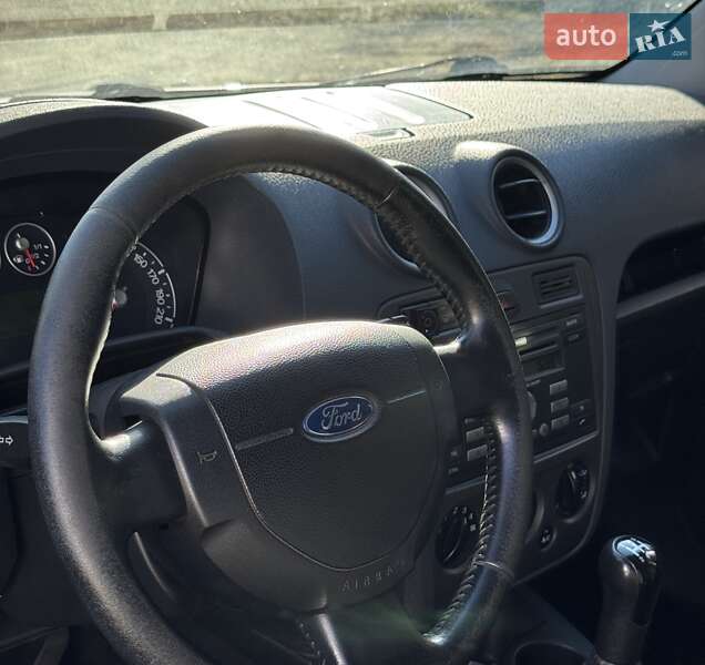 Хетчбек Ford Fusion 2008 в Східниці