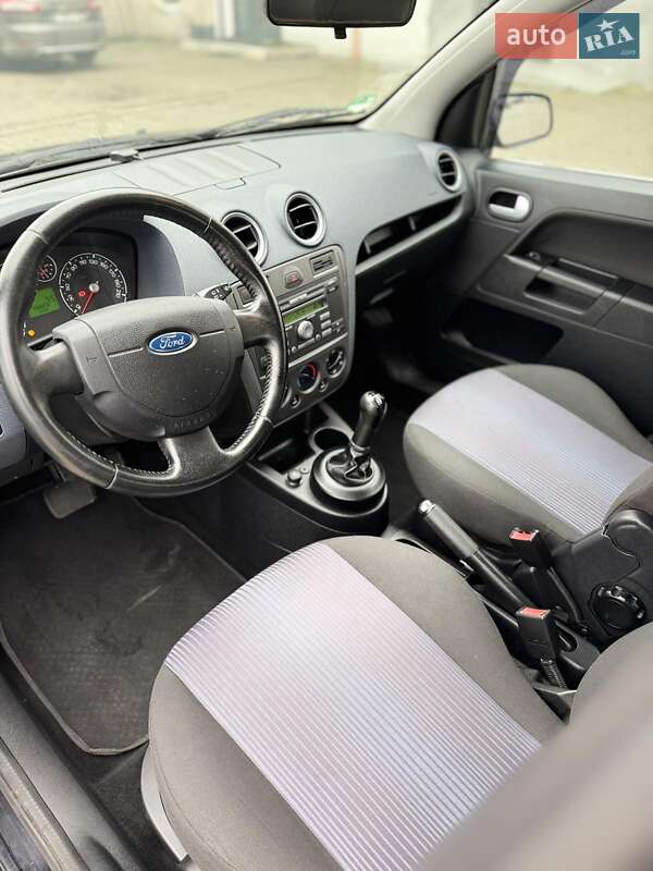 Хетчбек Ford Fusion 2008 в Луцьку