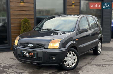 Хетчбек Ford Fusion 2010 в Шептицькому