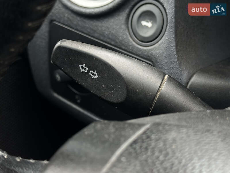 Хэтчбек Ford Fusion 2010 в Шептицькому