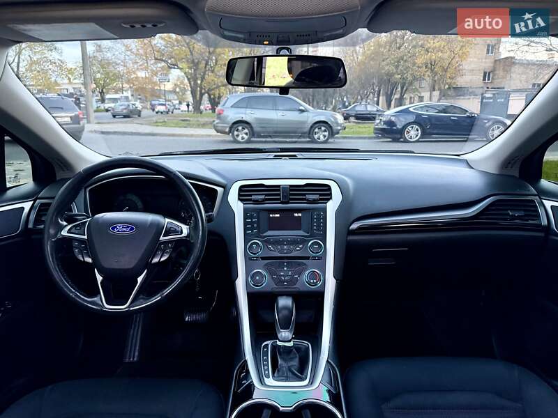 Седан Ford Fusion 2014 в Одесі