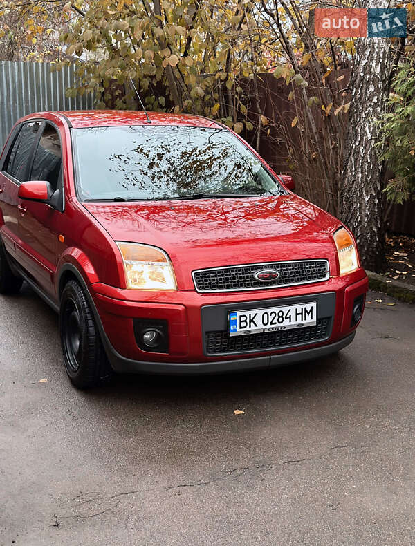 Хетчбек Ford Fusion 2006 в Рівному фото 2 Хетчбек Ford Fusion 2006 в Рівному