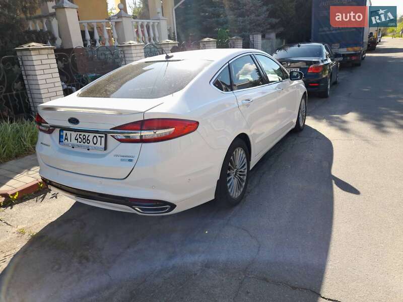 Ford Fusion 2016