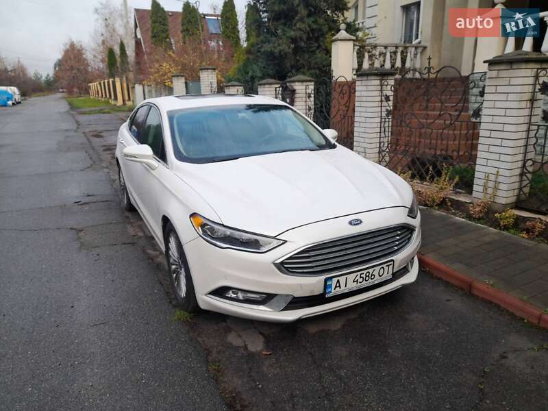 Седан Ford Fusion 2016 в Ворзелі