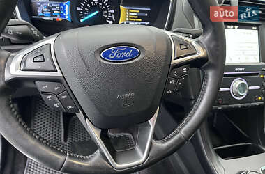 Седан Ford Fusion 2016 в Харкові