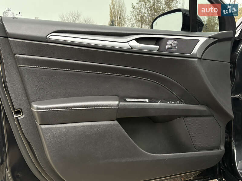 Седан Ford Fusion 2013 в Харькове