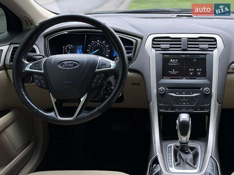 Седан Ford Fusion 2013 в Дніпрі
