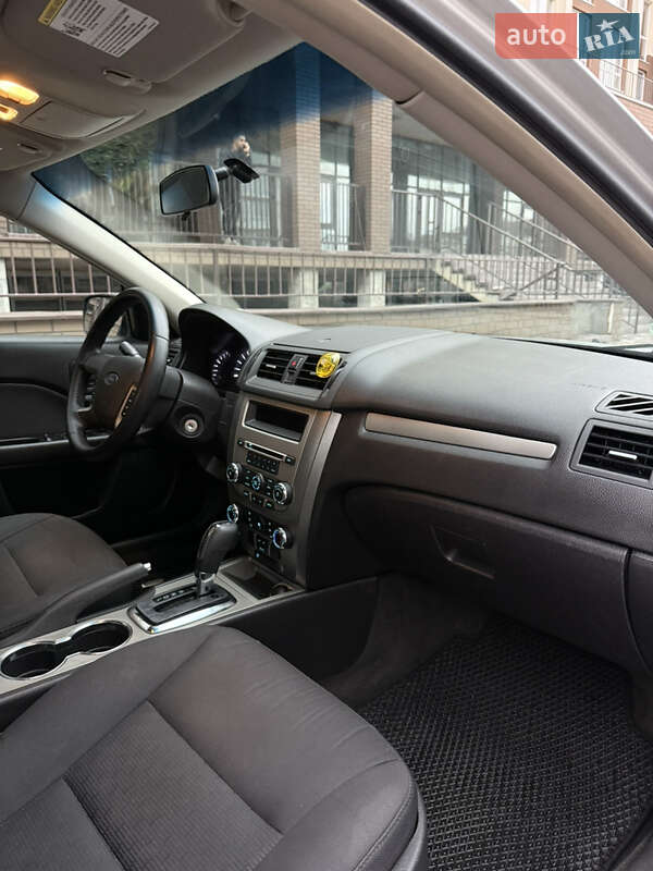 Седан Ford Fusion 2011 в Києві фото 30 Седан Ford Fusion 2011 в Києві