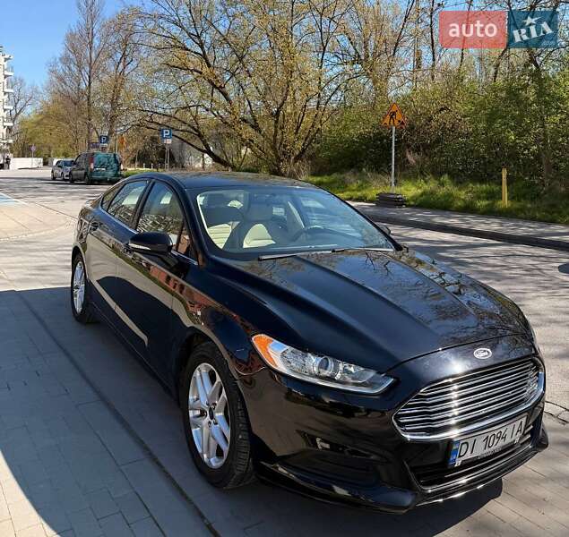 Седан Ford Fusion 2015 в Києві