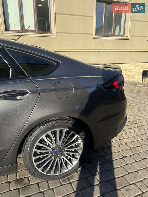 Седан Ford Fusion 2017 в Коломые