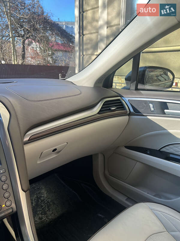 Седан Ford Fusion 2017 в Коломые