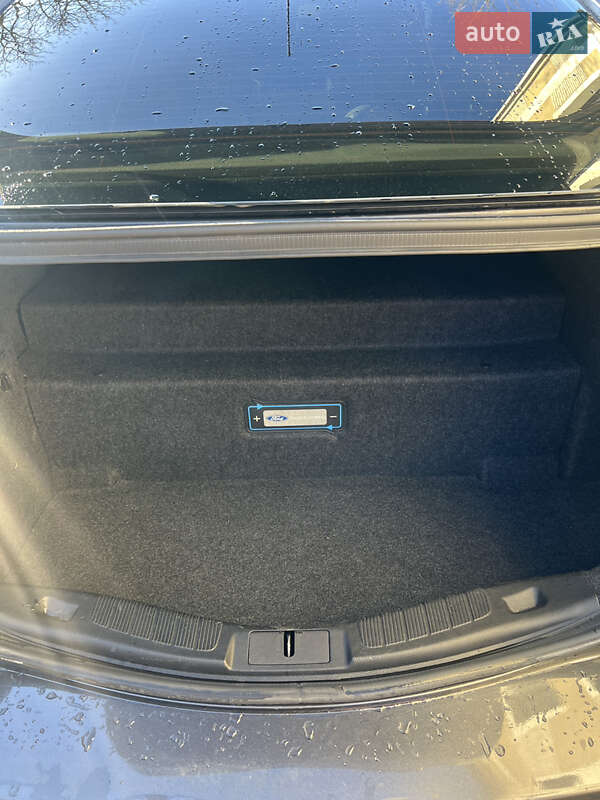 Седан Ford Fusion 2017 в Коломые