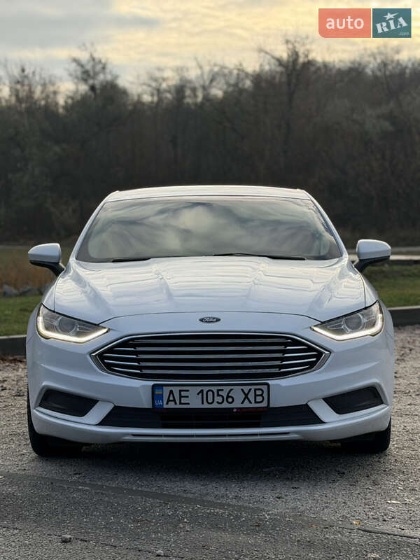 Седан Ford Fusion 2017 в Дніпрі фото 5 Седан Ford Fusion 2017 в Дніпрі