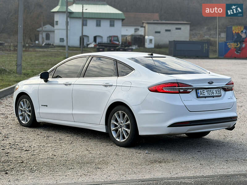Седан Ford Fusion 2017 в Дніпрі фото 19 Седан Ford Fusion 2017 в Дніпрі