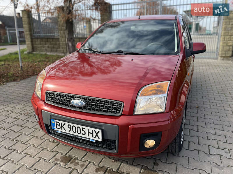 Хэтчбек Ford Fusion 2010 в Здолбунове фото 4 Хэтчбек Ford Fusion 2010 в Здолбунове